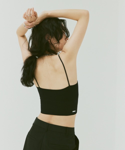 un/neu（アンノイ）の「ダブルストラップカップ付きインナー（キャミソール・レディース・ブラック/ホワイト・FREE）」の9枚目の写真