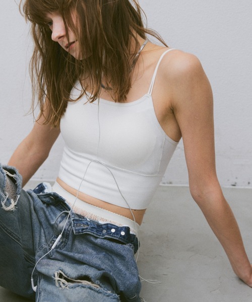 un/neu（アンノイ）の「ダブルストラップカップ付きインナー（キャミソール・レディース・ブラック/ホワイト・FREE）」の12枚目の写真