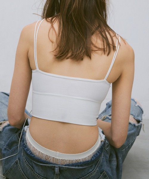 un/neu（アンノイ）の「ダブルストラップカップ付きインナー（キャミソール・レディース・ブラック/ホワイト・FREE）」の14枚目の写真