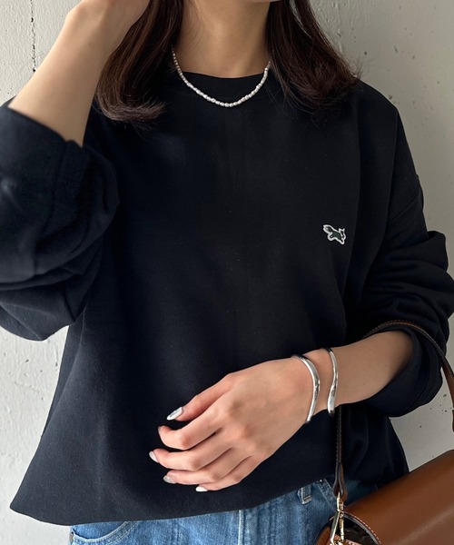 PENNEYS(ぺニーズ)の「何色あってもいい!ペアルックおそろコーデにも!冬に使える万能スウェット【Penneys THE FOX】FOX COLLECTION 別注kitsuneキツネワッペン刺繍スウェットトレーナー プルオーバースウェット(スウェット・レディース・ベージュ/ダークグレー/ネイビー/ブラック/グレイッシュベージュ/ワイン/グレー/オフホワイト・S/M/L/XL)」の3枚目の写真