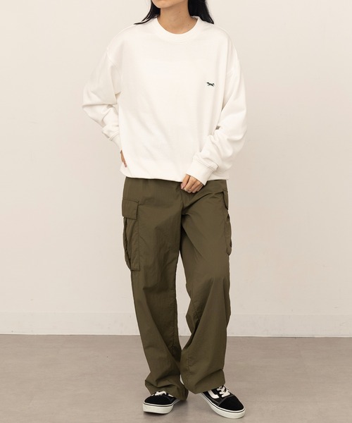 PENNEYS(ぺニーズ)の「何色あってもいい!ペアルックおそろコーデにも!冬に使える万能スウェット【Penneys THE FOX】FOX COLLECTION 別注kitsuneキツネワッペン刺繍スウェットトレーナー プルオーバースウェット(スウェット・レディース・ベージュ/ダークグレー/ネイビー/ブラック/グレイッシュベージュ/ワイン/グレー/オフホワイト・S/M/L/XL)」の14枚目の写真