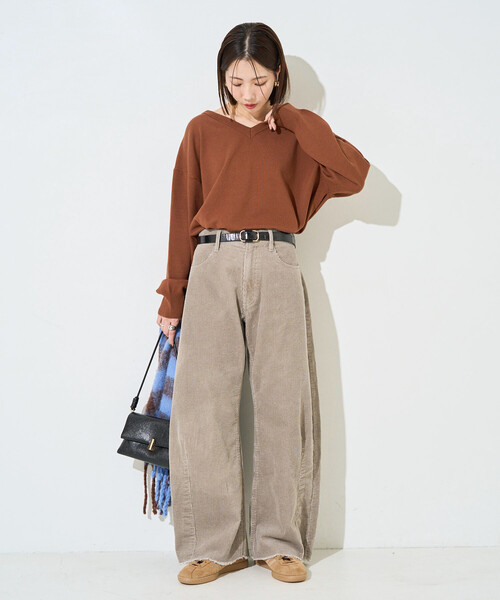 【新品】ハグオーワー コーデュロイカーブパンツ ブラック Sサイズ 新品】ハグオーワー コーデュロイカーブパンツ ブラック Sサイズ