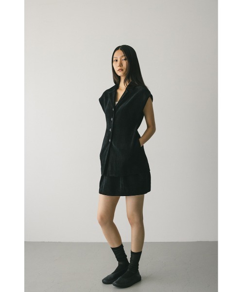 STYLEMIXER（スタイルミキサー）の「ショルダータックベロアベスト（ベスト・レディース・ブラウン/ブラック・FREE）」の3枚目の写真