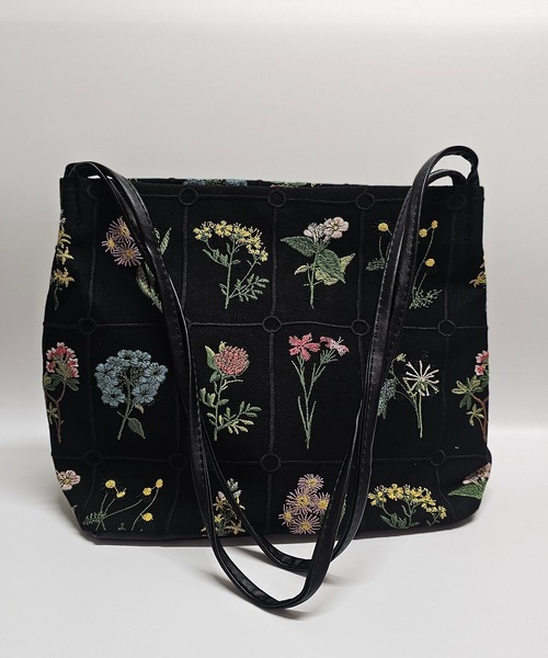 ANOTHER S（アナザーエス）の「花柄刺繍ショルダーバッグ（ショルダーバッグ・レディース・ブラック・FREE）」の3枚目の写真