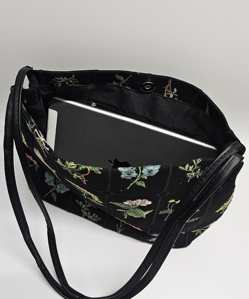 ANOTHER S（アナザーエス）の「花柄刺繍ショルダーバッグ（ショルダーバッグ・レディース・ブラック・FREE）」の7枚目の写真