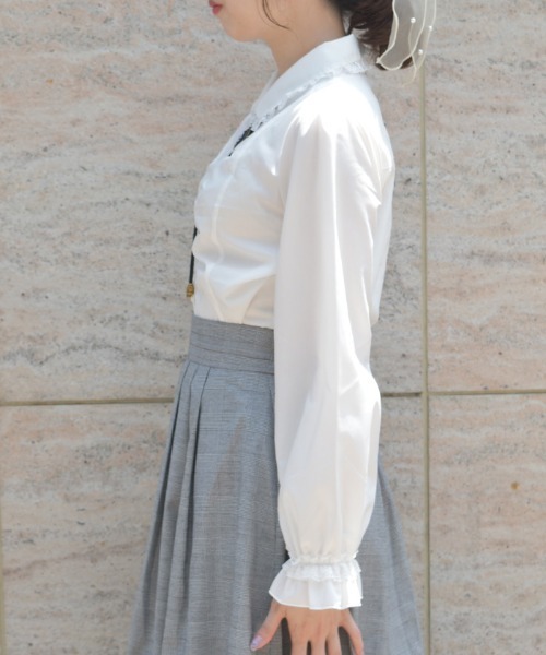 axes femme(アクシーズファム)の「ループタイ付きギャザーブラウス(シャツ/ブラウス・レディース・ホワイト/ベージュ/ブラック・FREE)」の4枚目の写真