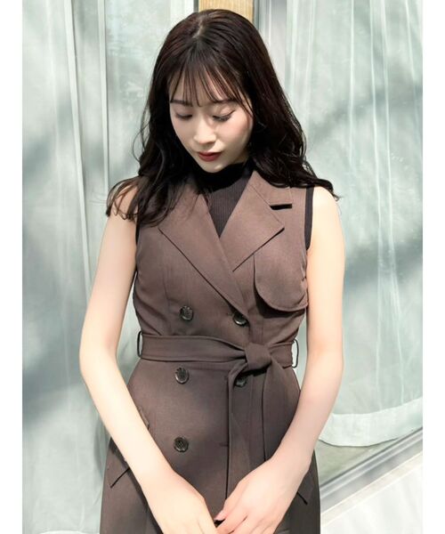 dazzlin（ダズリン）の「トレンチディティールジレワンピース（ワンピース・レディース・チャコールグレー/ベージュ/ブラウン・SMALL/MEDIUM）」の11枚目の写真