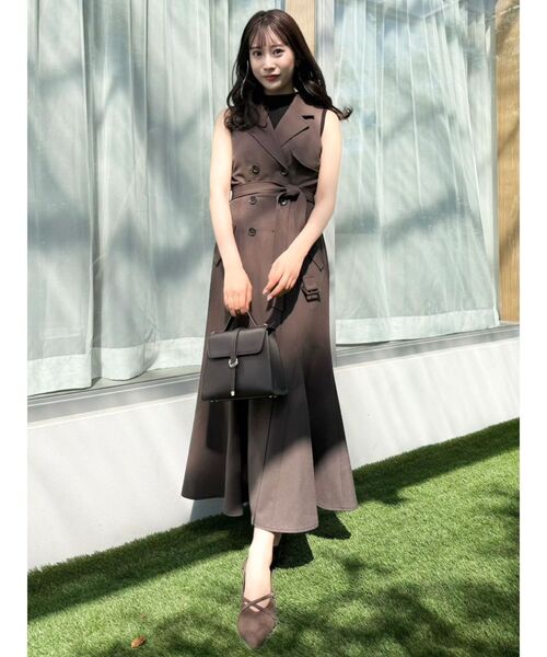 dazzlin（ダズリン）の「トレンチディティールジレワンピース（ワンピース・レディース・チャコールグレー/ベージュ/ブラウン・SMALL/MEDIUM）」の12枚目の写真