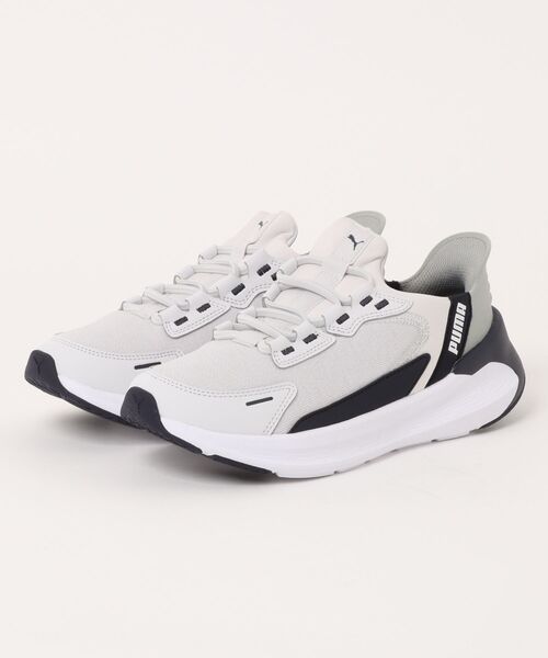 PUMA(プーマ)の「《PUMA》SOFTRIDE シンメトリー EASE IN(スニーカー・メンズ・グレー系その他/ブラック×ブラック/ホワイト×ブラック/ブラック×ホワイト/グレー系・26.0cm/25.0cm/25.5cm/27.0cm/26.5cm/27.5cm/28.0cm/22.5cm/23.0cm/23.5cm/24.0cm/24.5cm)」の5枚目の写真