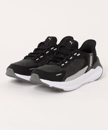 《PUMA》SOFTRIDE シンメトリー EASE IN
