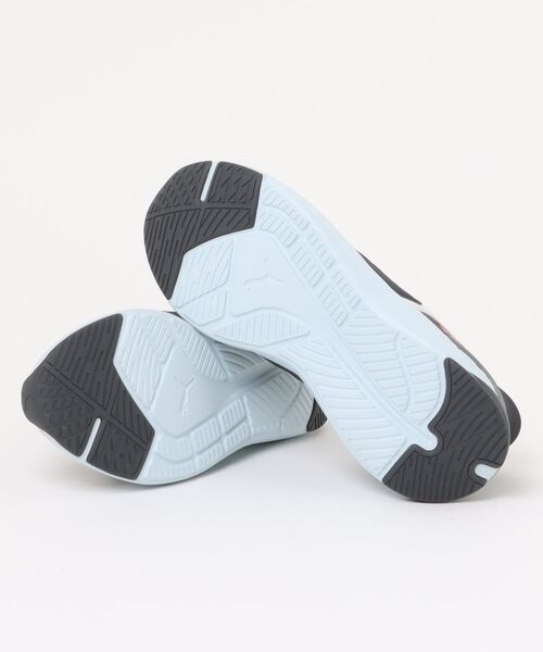 PUMA(プーマ)の「《PUMA》SOFTRIDE シンメトリー EASE IN(スニーカー・メンズ・グレー系その他/ブラック×ブラック/ホワイト×ブラック/ブラック×ホワイト/グレー系・26.0cm/25.0cm/25.5cm/27.0cm/26.5cm/27.5cm/28.0cm/22.5cm/23.0cm/23.5cm/24.0cm/24.5cm)」の7枚目の写真