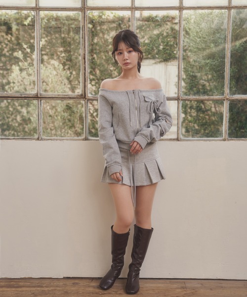 M DOLLY(エムドリー)の「ribbon voce sweat tops/リボンヴォーチェスウェットトップス(スウェット・レディース・ブラック/グレー・S/M)」の15枚目の写真