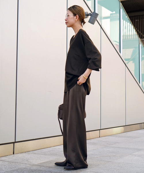 AP STUDIO（エーピーストゥディオ）の「サテンプルオンパンツ（スラックス・レディース・チョコ/ブラック・40/38/36）」の22枚目の写真