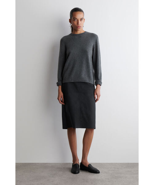 新品未使用】COS カシミヤ100%クルーネックセーター カシミヤクルー