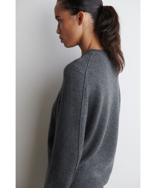 カシミヤクルー ネックセーター（ニット/セーター）｜COS（コス）の
