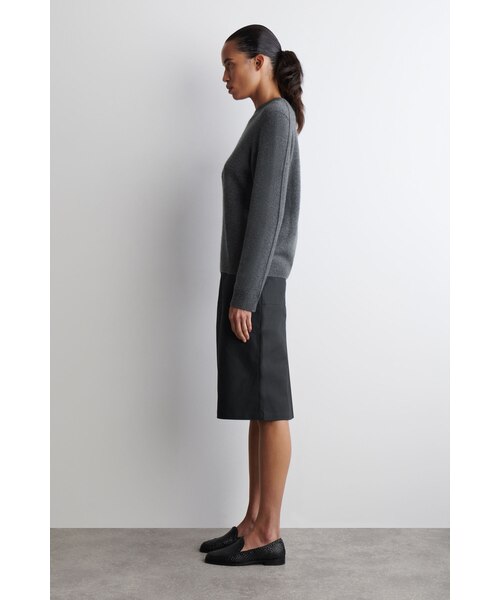 カシミヤクルー ネックセーター（ニット/セーター）｜COS（コス）の