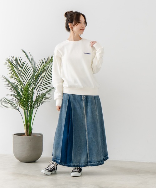 CONVERSE(コンバース)の「【CONVERSE/コンバース】バックプリント ブランドロゴ スウェットトレーナー(スウェット・レディース・パープル/オフホワイト・MEDIUM)」の6枚目の写真