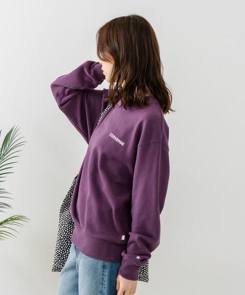CONVERSE(コンバース)の「【CONVERSE/コンバース】バックプリント ブランドロゴ スウェットトレーナー(スウェット・レディース・パープル/オフホワイト・MEDIUM)」の11枚目の写真