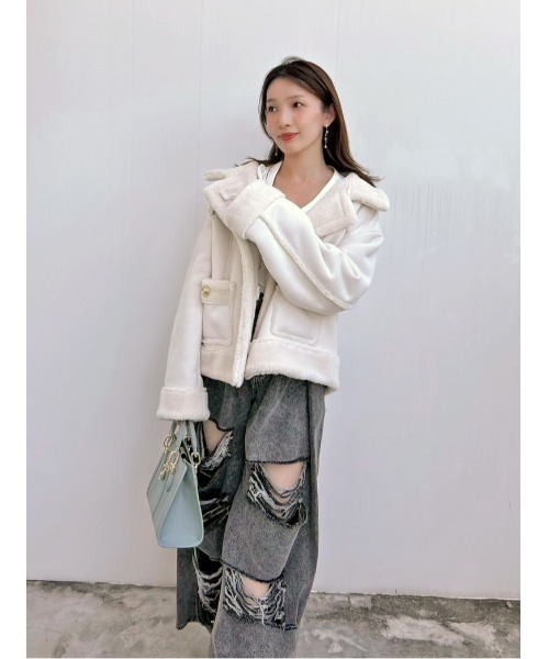 SNIDEL（スナイデル）の「【WEB限定/ボアコレクション】金ボタンバリエジャケット（ブルゾン・レディース・アイボリー/ブラック/ピンク・F）」の6枚目の写真