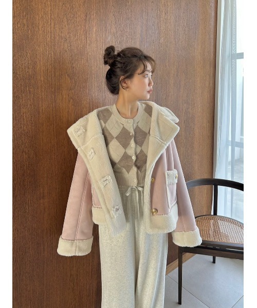 SNIDEL（スナイデル）の「【WEB限定/ボアコレクション】金ボタンバリエジャケット（ブルゾン・レディース・アイボリー/ブラック/ピンク・F）」の21枚目の写真