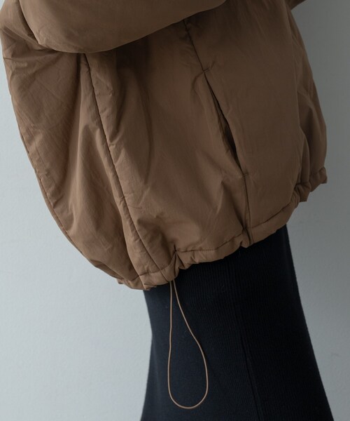 GALLEST（ギャレスト）の「パディングフォルムコート（その他アウター・レディース・オフホワイト/ブラック/ダークブラウン・34/38）」の15枚目の写真