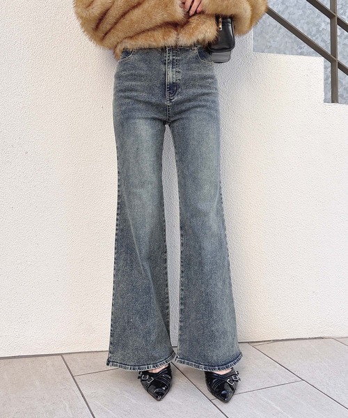 INGNI（イング）の「【WEB限定】フレアデニムパンツ（デニムパンツ・レディース・ブルー系その他/グレー/ブルー系その他4/インディゴブルー・S/M）」の22枚目の写真