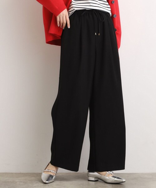 grove（グローブ）の「きれい見えとリラックス感を両立。秋の大人カジュアルに効くイージーパンツ（その他パンツ・レディース・ブラック/ブラウン系/チャコールグレー・02/03/05/04/01）」の2枚目の写真