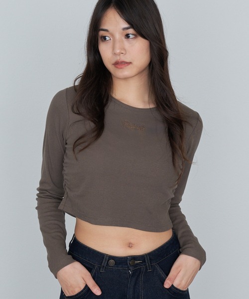 RAY CASSIN（レイカズン）の「ラインストーンロゴチビロンT（Tシャツ/カットソー・レディース・アイボリー/ブラック/チャコールグレー/ブラウン系その他2・FREE）」の2枚目の写真