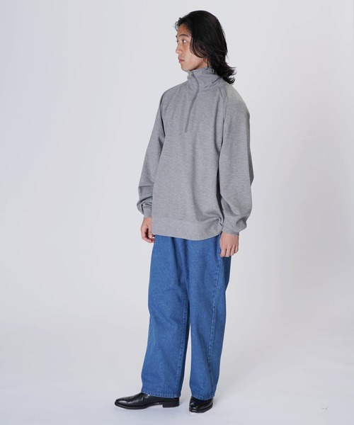 Aphlotus(アプロタス)の「スウェットオーバーサイズハーフジップトレーナー(スウェット・メンズ・グレー/グリーン/ホワイト/ブラック・LARGE/MEDIUM/SMALL)」の7枚目の写真