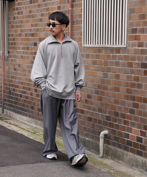 Aphlotus(アプロタス)の「スウェットオーバーサイズハーフジップトレーナー(スウェット・メンズ・グレー/グリーン/ホワイト/ブラック・LARGE/MEDIUM/SMALL)」の19枚目の写真