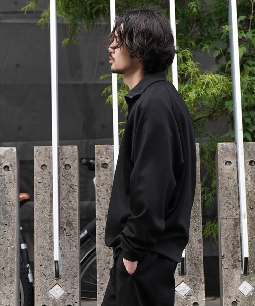 Aphlotus(アプロタス)の「スウェットオーバーサイズハーフジップトレーナー(スウェット・メンズ・グレー/グリーン/ホワイト/ブラック・LARGE/MEDIUM/SMALL)」の22枚目の写真