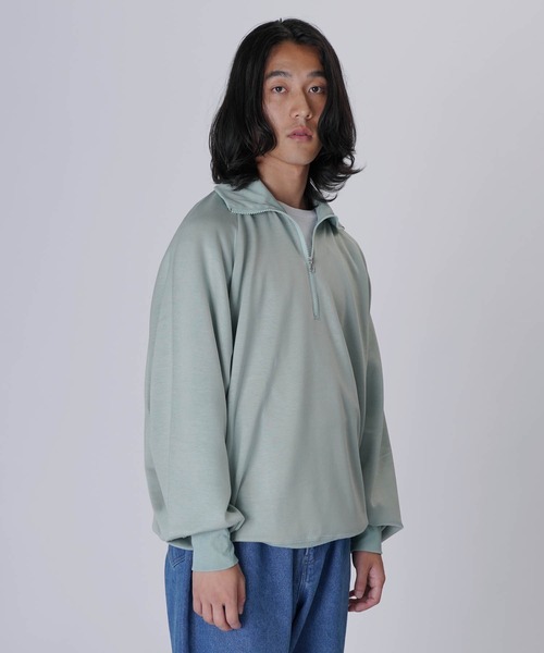 Aphlotus(アプロタス)の「スウェットオーバーサイズハーフジップトレーナー(スウェット・メンズ・グレー/グリーン/ホワイト/ブラック・LARGE/MEDIUM/SMALL)」の5枚目の写真