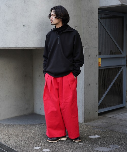 Aphlotus(アプロタス)の「スウェットオーバーサイズハーフジップトレーナー(スウェット・メンズ・グレー/グリーン/ホワイト/ブラック・LARGE/MEDIUM/SMALL)」の12枚目の写真