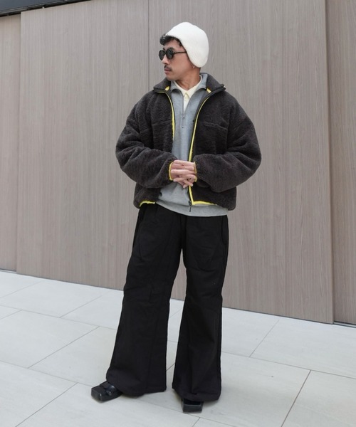 Aphlotus(アプロタス)の「スウェットオーバーサイズハーフジップトレーナー(スウェット・メンズ・グレー/グリーン/ホワイト/ブラック・LARGE/MEDIUM/SMALL)」の13枚目の写真