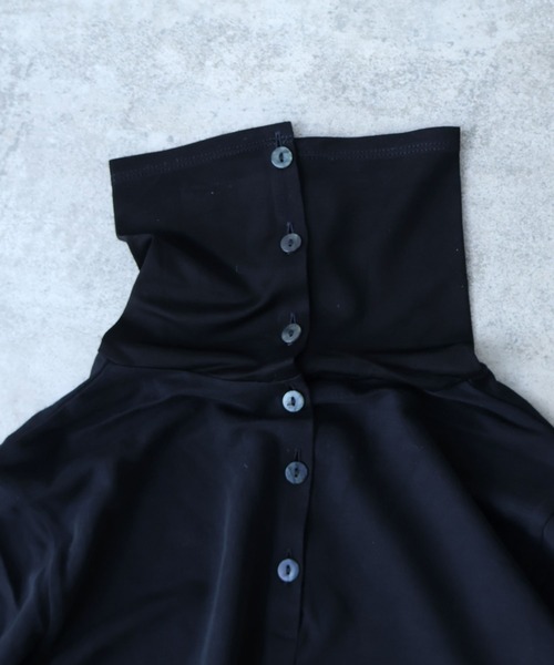 yuni(ユニ )の「コットンキュプラ モックロディhigh neck プルオーバー(Tシャツ/カットソー・レディース・ホワイト/ブラック・FREE)」の5枚目の写真