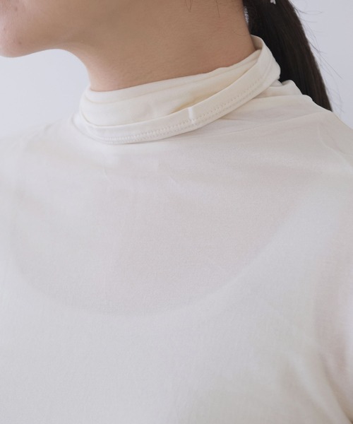 yuni(ユニ )の「コットンキュプラ モックロディhigh neck プルオーバー(Tシャツ/カットソー・レディース・ホワイト/ブラック・FREE)」の17枚目の写真