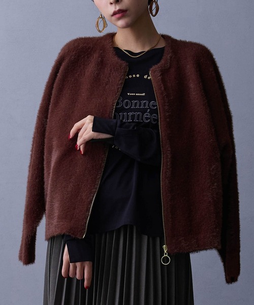 NICOLE white(ニコルホワイト)の「シャギーZIPカーディガン(カーディガン/ボレロ・レディース・グレー/ブラウン/チャコール/オフホワイト/ラベンダー・FREE)」の7枚目の写真