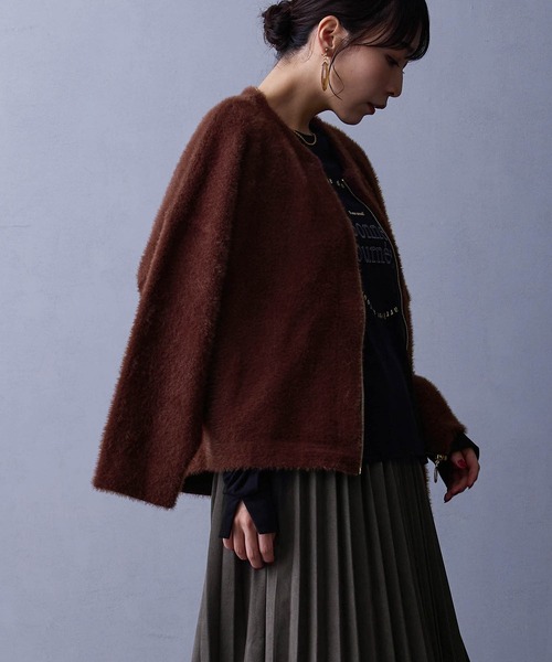 NICOLE white(ニコルホワイト)の「シャギーZIPカーディガン(カーディガン/ボレロ・レディース・グレー/ブラウン/チャコール/オフホワイト/ラベンダー・FREE)」の8枚目の写真