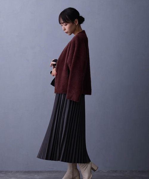 NICOLE white(ニコルホワイト)の「シャギーZIPカーディガン(カーディガン/ボレロ・レディース・グレー/ブラウン/チャコール/オフホワイト/ラベンダー・FREE)」の10枚目の写真