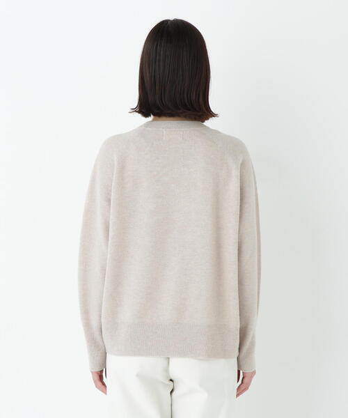 human woman(ヒューマンウーマン)の「◆【ウォッシャブル/7色展開】ウール天竺クルーネックプルオーバー(ニット/セーター・レディース・グレー系その他/ブルー/イエロー/ベージュ/ライトグリーン/ホワイト系その他3/ホワイト系その他・MEDIUM)」の20枚目の写真