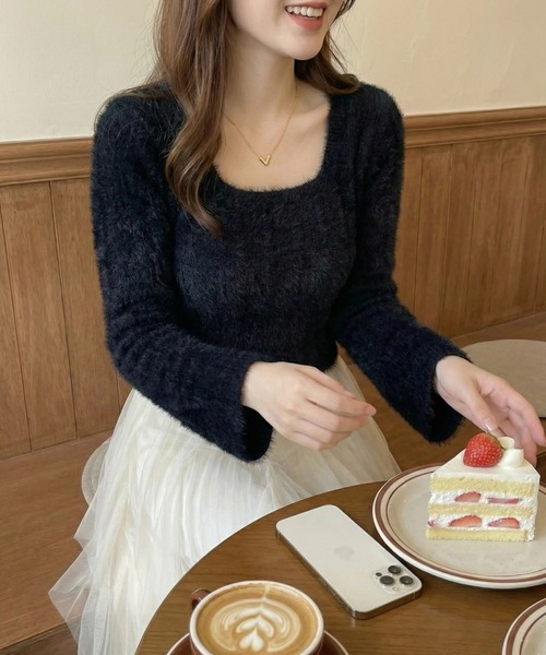 cammie（キャミー）の「スクエアネックワイドリブモヘアニットトップス（ニット/セーター・レディース・ブラック/アイボリー/ホワイト・F）」の10枚目の写真
