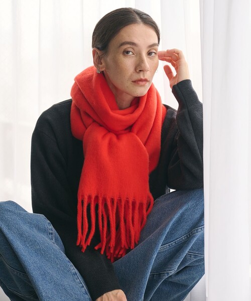 BEAUTY&YOUTH UNITED ARROWS(ビューティーアンドユースユナイテッドアローズ)の「ブークレ マフラー(マフラー・レディース・ターコイズブルー系/グレー系/レッド・FREE)」の3枚目の写真