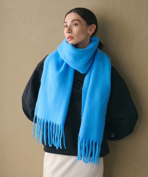 BEAUTY&YOUTH UNITED ARROWS(ビューティーアンドユースユナイテッドアローズ)の「ブークレ マフラー(マフラー・レディース・ターコイズブルー系/グレー系/レッド・FREE)」の15枚目の写真