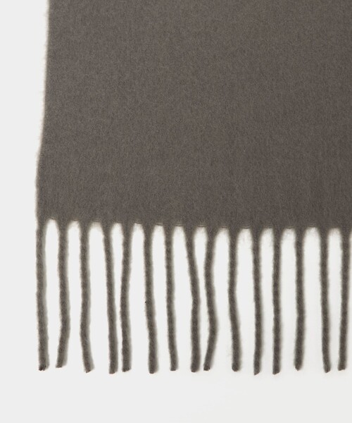 BEAUTY&YOUTH UNITED ARROWS(ビューティーアンドユースユナイテッドアローズ)の「ブークレ マフラー(マフラー・レディース・ターコイズブルー系/グレー系/レッド・FREE)」の20枚目の写真