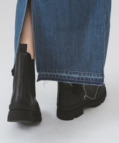 Ray BEAMS（レイビームス）の「【別注】RED CARD TOKYO / Sadie デニムスカート（デニムスカート・レディース・ブルー・1/0）」の11枚目の写真