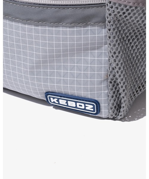 KEBOZ（ケボズ）の「GRID CHECK MINI SQUARE BAG（ショルダーバッグ・メンズ・グレー/ブラック・FREE）」の7枚目の写真