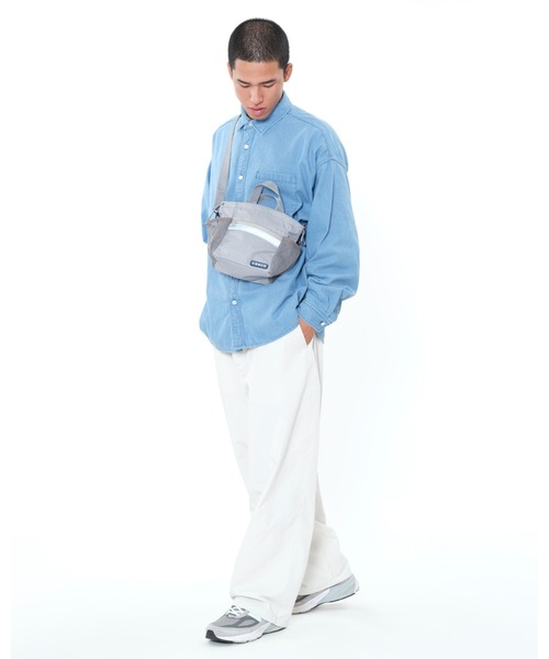 KEBOZ（ケボズ）の「GRID CHECK MINI SQUARE BAG（ショルダーバッグ・メンズ・グレー/ブラック・FREE）」の3枚目の写真