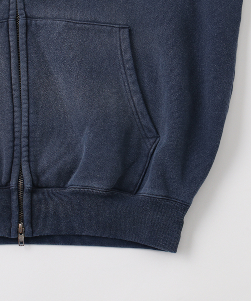 BOTT(ボット)の「BoTT / ボット Washed Lucky Logo Zip Hoodie(パーカー・メンズ・ブラック/ネイビー・X-LARGE/LARGE)」の12枚目の写真