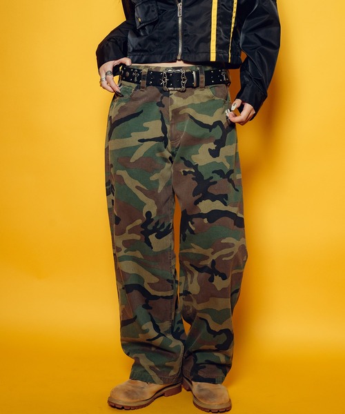 Subciety(サブサエティ)の「【WOMEN】Baggy camo pants(その他パンツ・レディース・グリーン/グレー・FREE)」の2枚目の写真