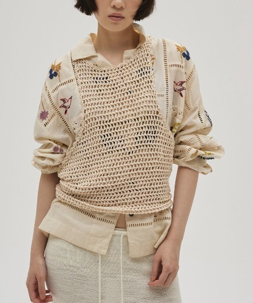 TODAYFUL（トゥデイフル）の「TODAYFUL　Embroidery Patchwork Shirts エンブロイダリーパッチワークシャツ/12610428（シャツ/ブラウス・レディース・キナリ/バーガンディー・ONE SIZE）」の6枚目の写真